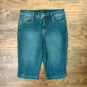Nine West Stretchy Blue Denim Bermuda Shorts W/Side Slit & Buttons Women’s Sz 14